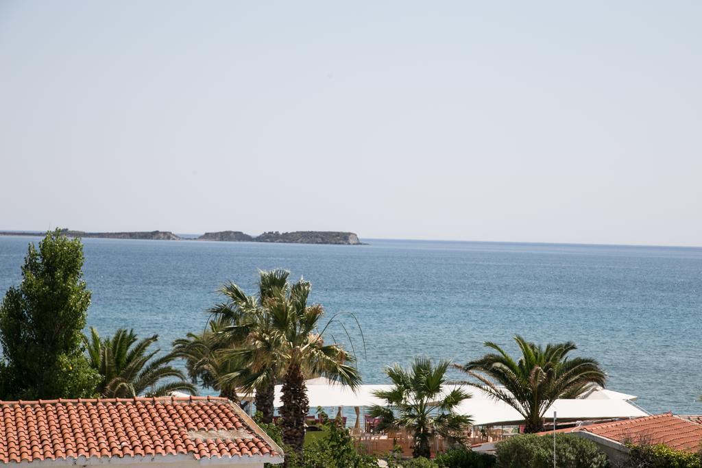 Kefalonia Beach Hotel & Bungalows Lixouri Habitación foto