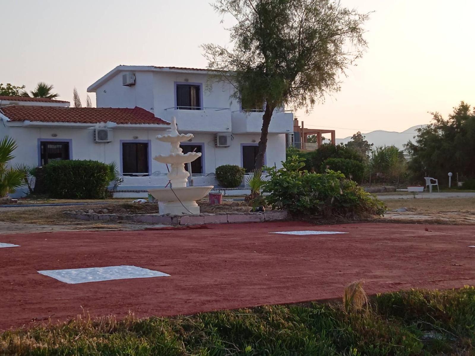 Kefalonia Beach Hotel & Bungalows Lixouri Exterior foto