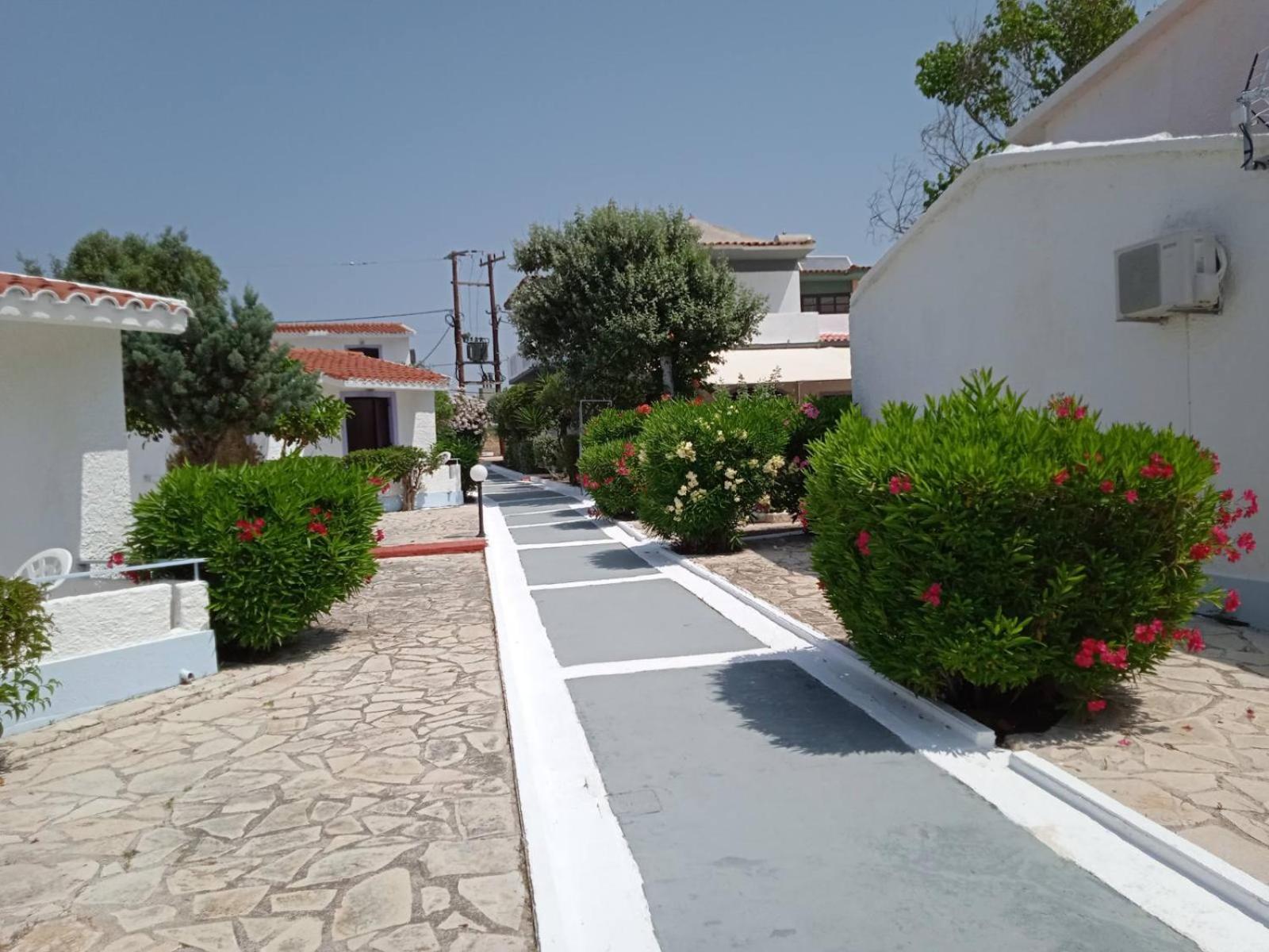 Kefalonia Beach Hotel & Bungalows Lixouri Exterior foto