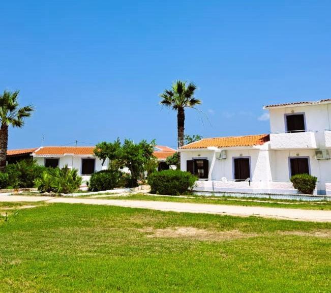 Kefalonia Beach Hotel & Bungalows Lixouri Exterior foto