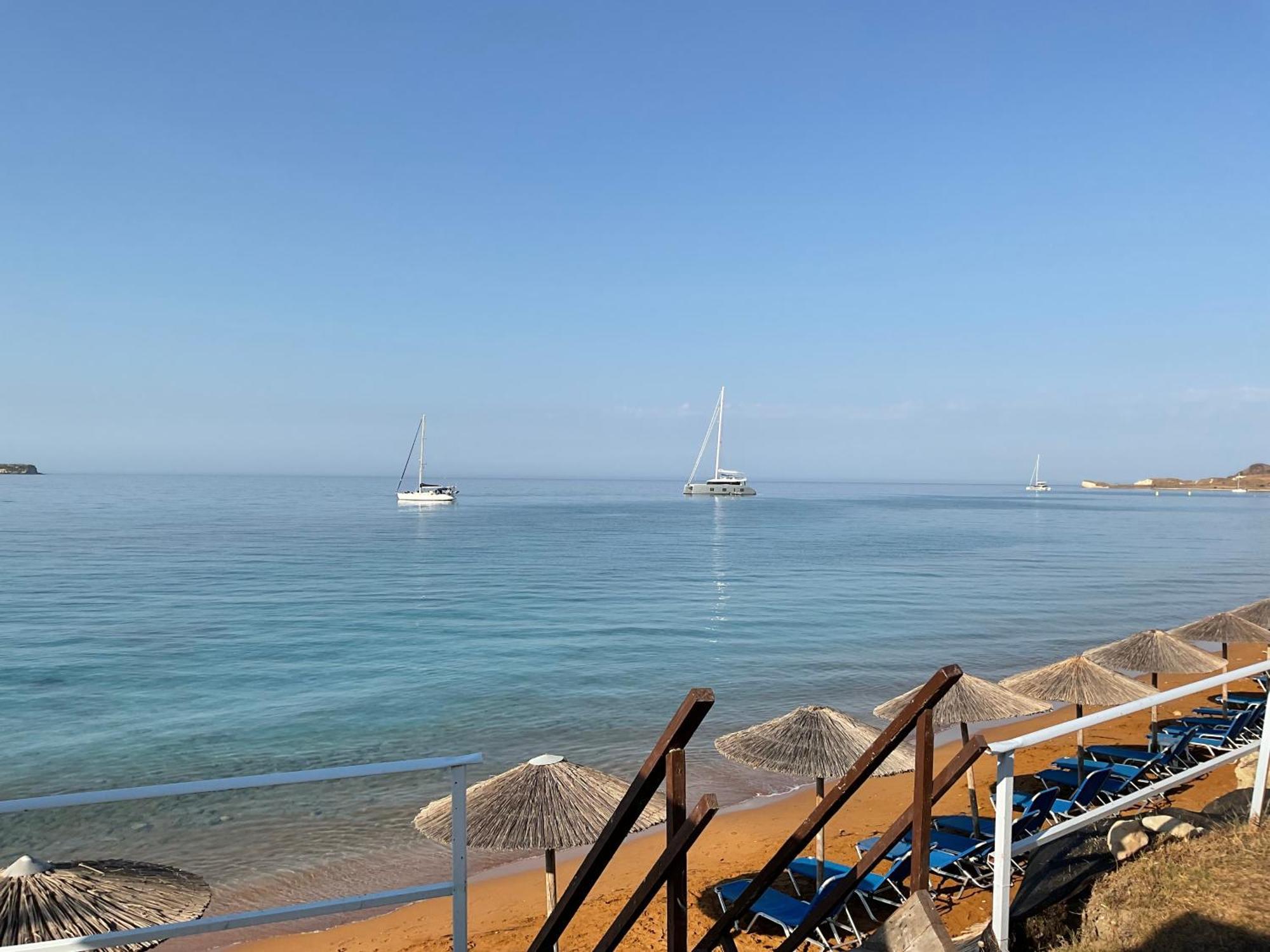 Kefalonia Beach Hotel & Bungalows Lixouri Exterior foto